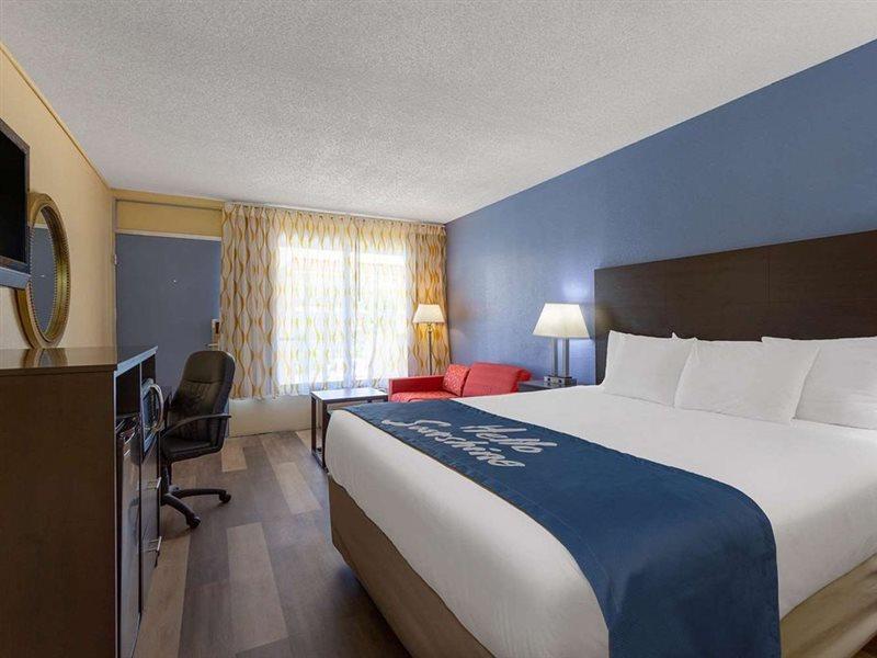 Days Inn By Wyndham Greensboro Airport Eksteriør bilde