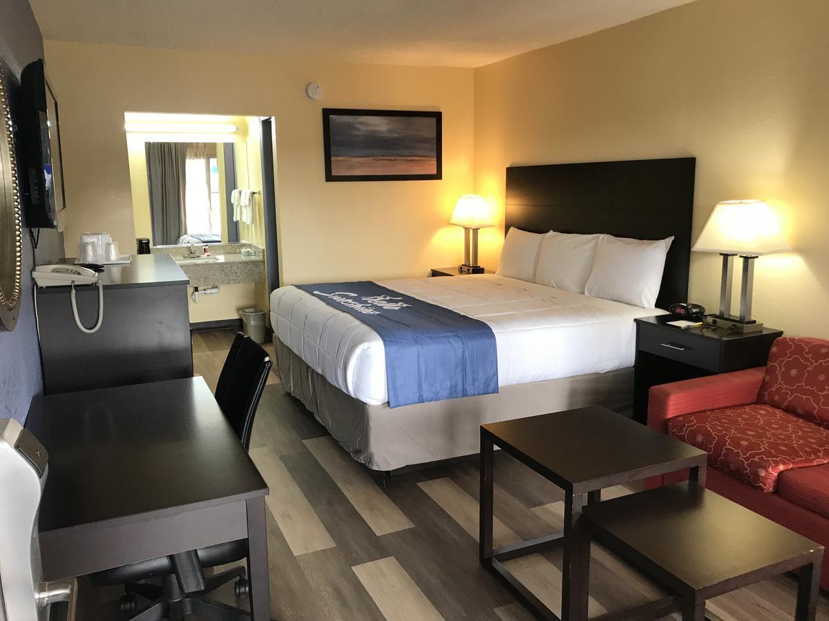 Days Inn By Wyndham Greensboro Airport Eksteriør bilde